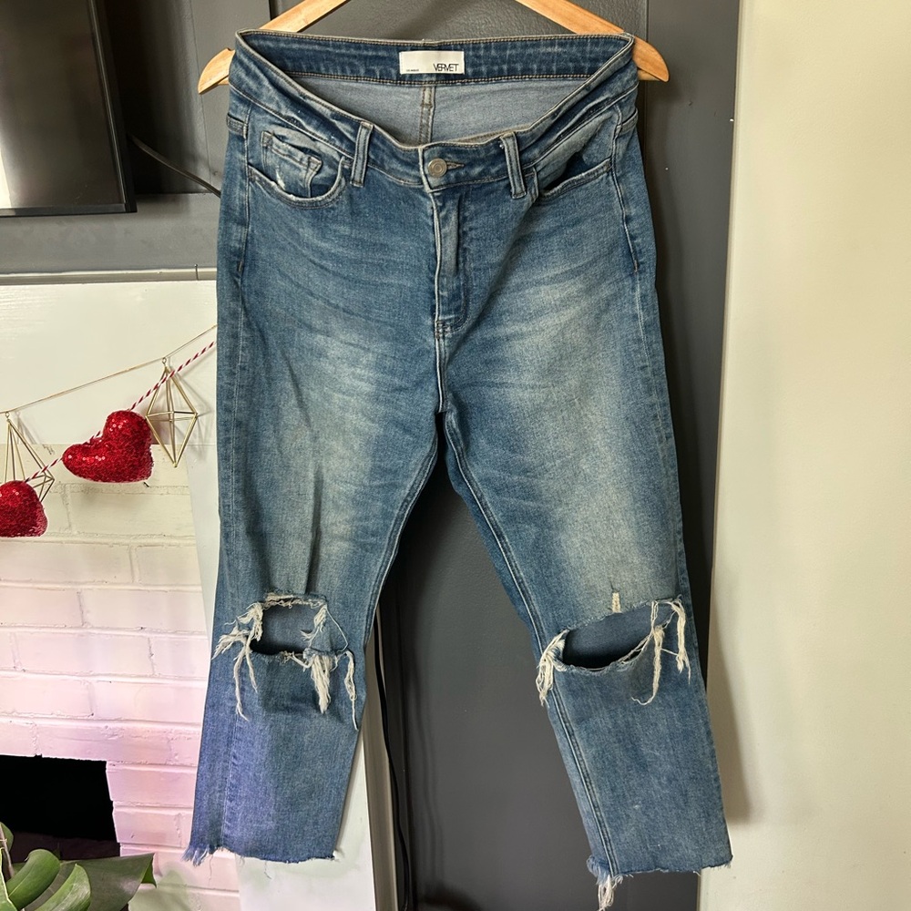 Boyfriend Jeans in Distressed Blue